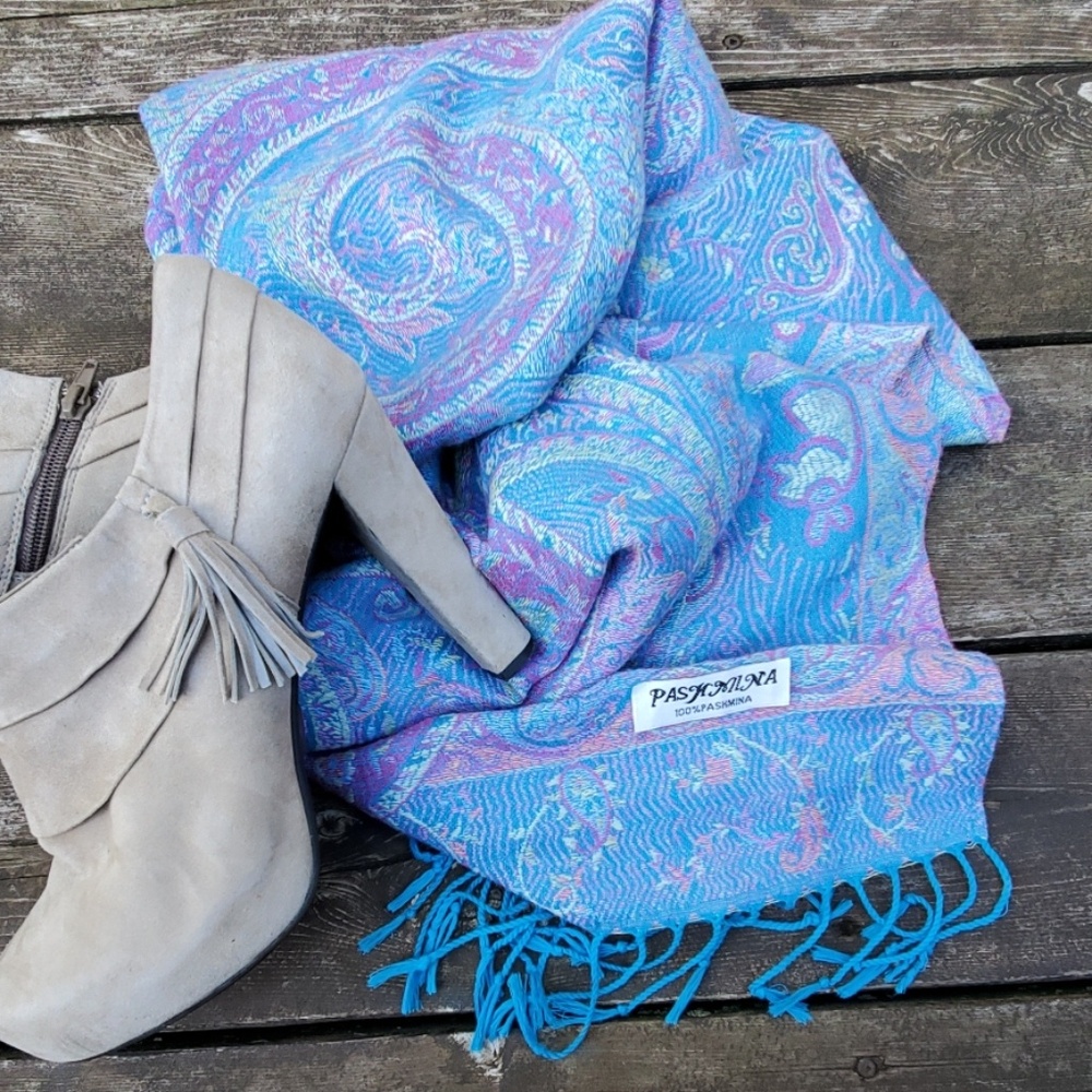 Pashmina wool paisley print scarf